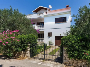 Awesome Apartment in Petrcane With Wifi and 1 Bedrooms