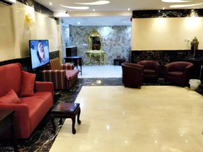 Platine Al Mamlaka - Families Only