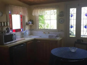 Braeside Garden Cottages