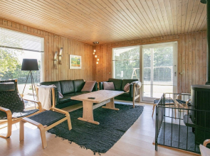 Seaside Haven in Stoense-by Traum