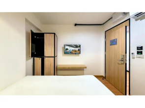 Siam Subway Hostel and Café