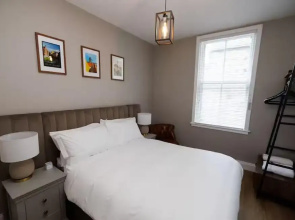 Stylish 1-bed Apartment in the Heritage Quarter