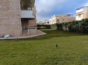 Spacious 5-bed House in Alamein With Large Garden