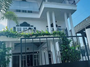 Ramlyn Guesthouse & Restaurant