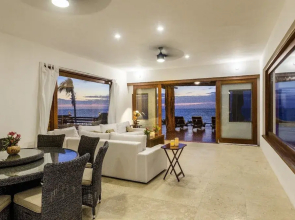 DK Luxury Ocean Front Villas - Adults Only by Baleine Group
