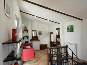 CASA LORENZO SULLE COLLINE DI LEVANTO e VICINO ALLE CINQUETERRE LT-0620