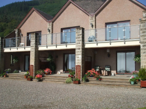 Tigh Na Bruach