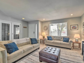 Near Golfing: Mesa Escape w/ Pool & Yard