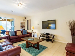Outdoor Kitchen, Private Pool & Spa, Games Room !!