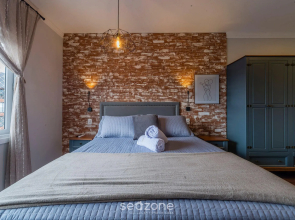 Belissímo apto com lareira em Canela MRA0501