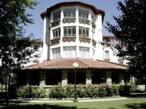 Hostal Ayestaran I