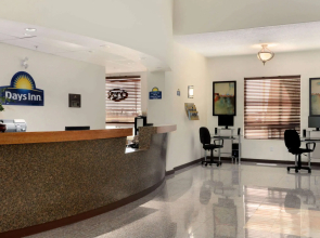 Days Inn by Wyndham Grande Prairie