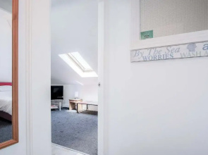 Rooftops - 1 Bedroom Apartment - Tenby