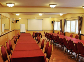 Fried Castle Hotel and Restaurant