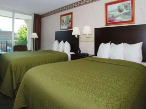 Rodeway Inn Conference Center