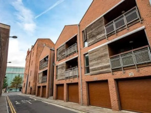 Host Stay Ropewalks Quarters IV