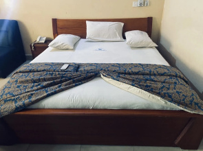 Western Vip Hotel