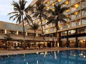 Novotel Mumbai Juhu Beach Hotel