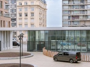 Beautiful Apartment With Parking Close to the sea