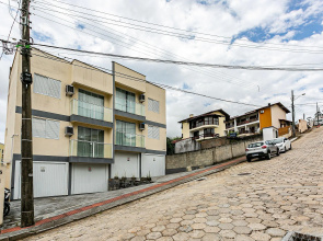 Apto Bem Localizado Próx A Ufsc E Ao Centro Sed001