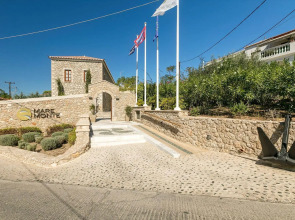 Mare Monte Luxury Suites