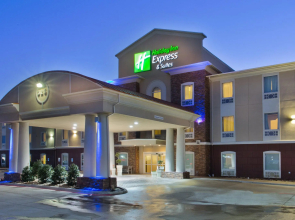 Holiday Inn Express Hotel & Suites Alvarado by IHG