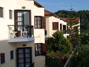 Kalidon Beach Hotel