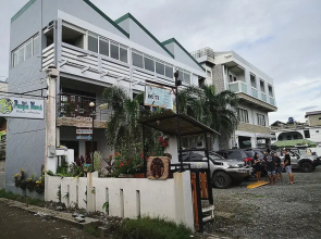 Pacific Waves Inn Annex