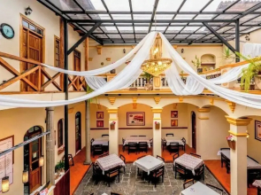 Hostal La Suite