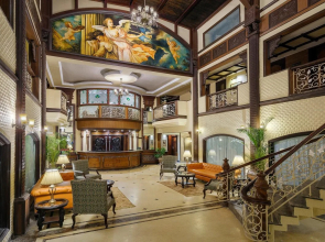 The Golden Palms Hotel & Spa