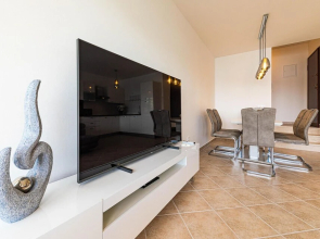 Stunning Apartment in Marina With Wifi and 3 Bedrooms