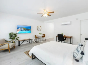 Victoria Park Unique Studio Close to Las Olas Blvd