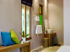 Little Moon Villa
