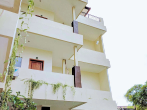 Grand Avenue Boutique Villas and Spa