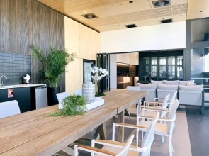 Brisbane One Apartment 3 Bedroom