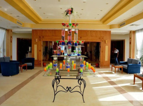 Hawaii Riviera Club Aqua Park - Families and Couples Only