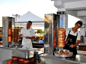 Joker Side Hill Suite Hotel