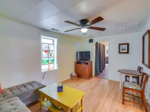 Dog-friendly Albuquerque Home w/ Patio & Yard!