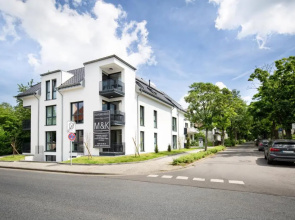 Boardinghouse by M&K