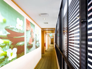 Santa Grand Hotel East Coast, a NuVe Group Collection