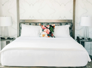 Charleston Historic District-Hotel Bella Grace