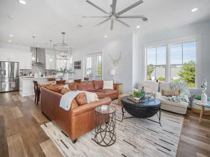 Whitefish 4 Bedroom Home by Redawning