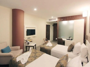 Forum Suite Hotel