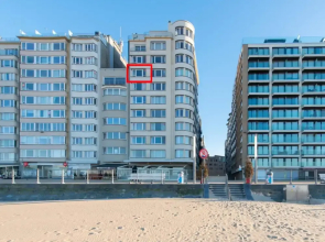 Classic Beach Apartment