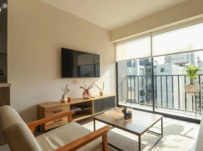 w Comfortable 2BR With Balcony in Miraflores