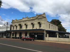 Royal Exchange Hotel