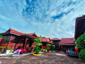 Hotel Zamburger Muar Village