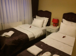 Spinel Hotel - Old City