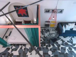 Balloon Design Studio Apartment