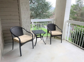 Whispering Pines 614